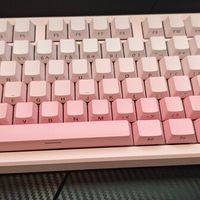 粉白渐变87键三模键盘实测