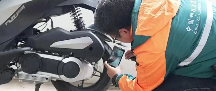同样120块的交强险，佛山代办对外地牌加500，东莞两个工作日就能出单：摩托车保险的水比禁摩还分城市，提车前先打一圈电话问问三者险卖不卖