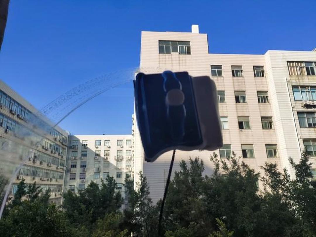 网零额涨130.8%：走红后的第一个双11，擦窗机器人下单前先看这三笔账