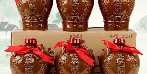 吃蟹配黄酒，二三十块就够了