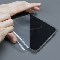 iPhone Duo全网首拆：浅折痕靠内屏“磨砂膜”，但苹果首款折叠屏不止于此