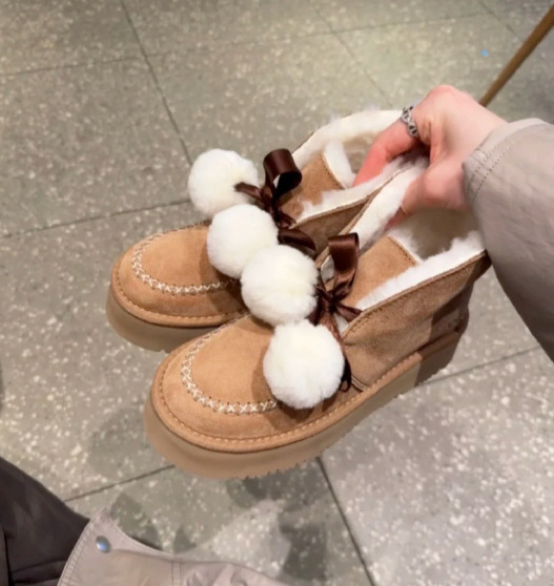 「官旗到手469」撞上「果然不能线上买ugg」:双11 UGG对账党,付尾款前先把价梯、认款、退路这三本账对完