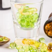 少碰4种维生素！瑞士研究：乱吃维生素的人，患癌风险增加27%！