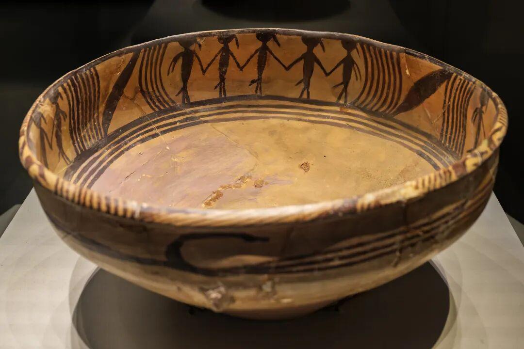 「国博古代中国闭展在即」撞上「10件国宝南下深圳」:冲着前海博物馆开馆去的文博党,锁票前先把放票、价梯、硬约束这三本账对完