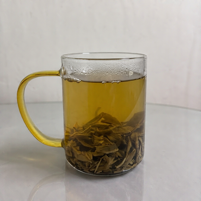 张一元去金融街供茶了，但官方死活不说沏的是哪款：半年里它两进金融街，老号这两副面孔你看懂了吗