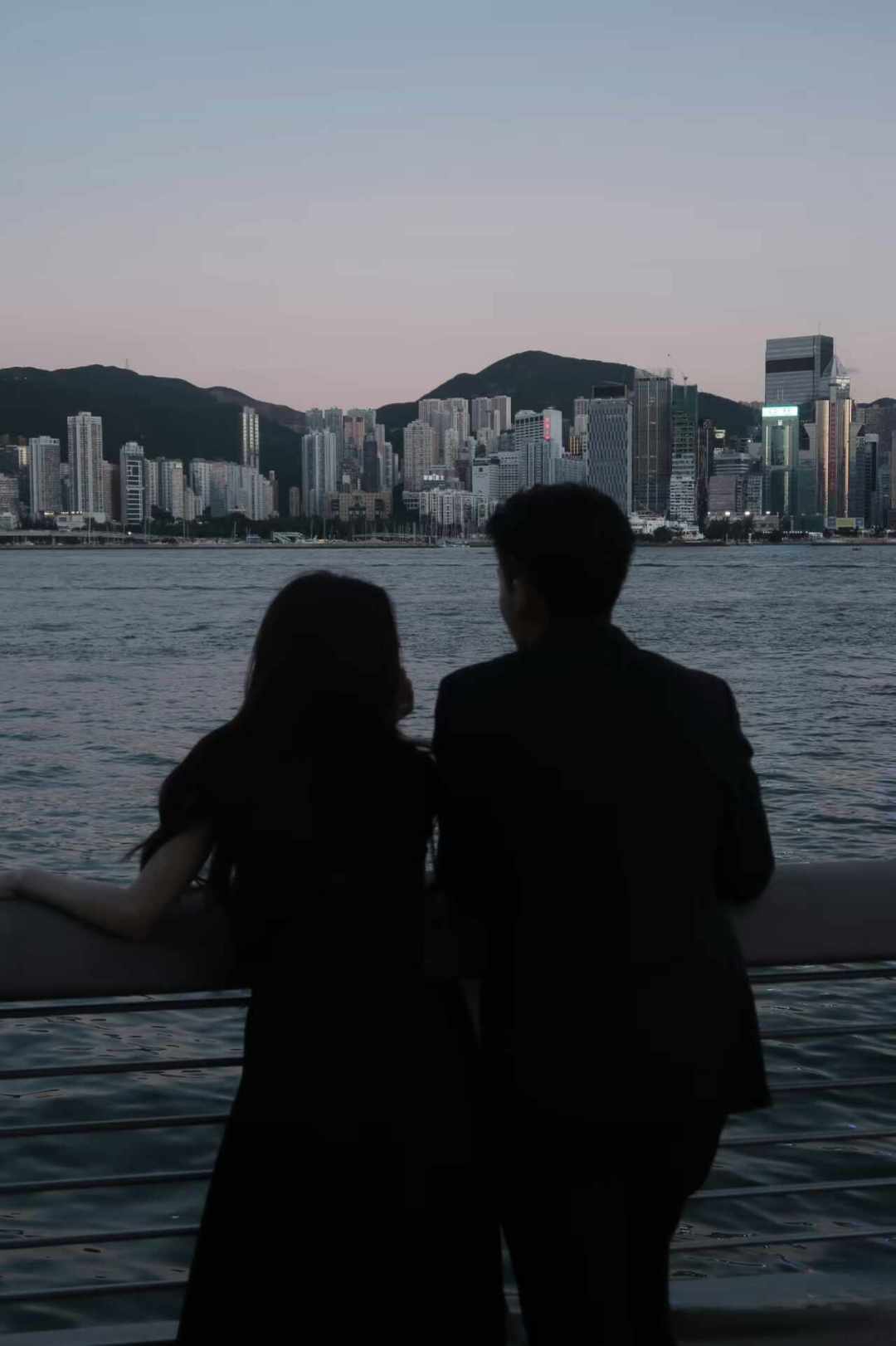 焦虑型和回避型的追逃死局：他没关掉感觉，你只是把
