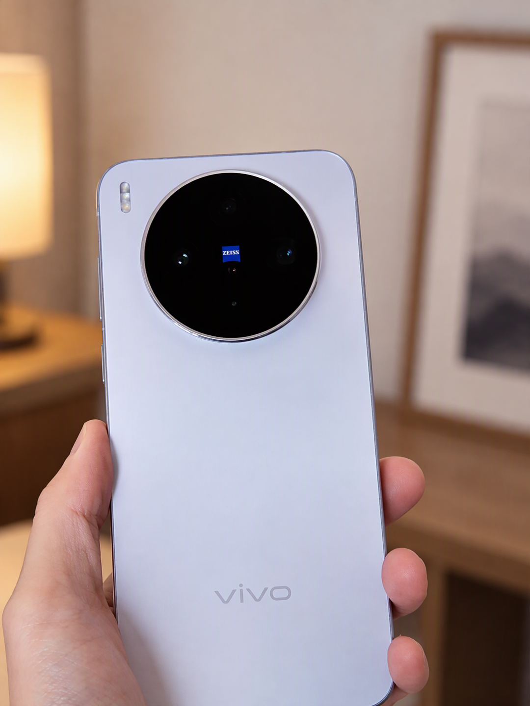 X100s虚焊224条骂声、X300s两次换新机:同一周的vivo售后有两副面孔,双11新机激活前,先把三个入口和那张纸装进口袋