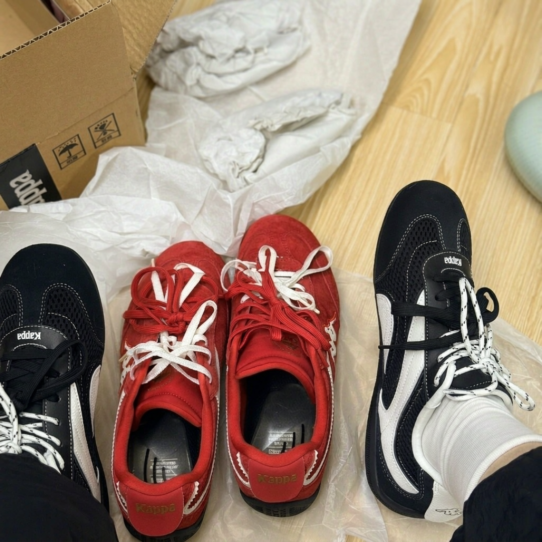 双11前刷屏的Kappa熊猫鞋:同说“窄鞋型”又说“加宽鞋头”、既“薄底”又“3.5cm增高”,这四场架对完再付尾款