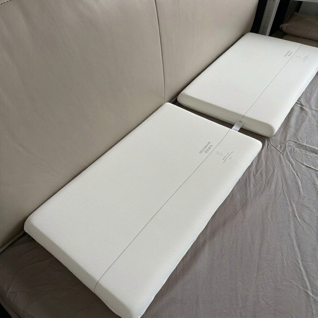 订亚朵还是桔子,先算清这100块:对完两篇品牌深拆、7篇近期实测帖和评论区报价,这本「半档账」我一次摆清