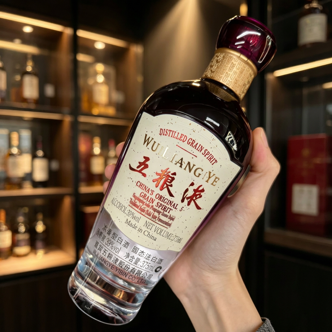 同一屏里的两个五粮液:品鉴会1个赞,嘲讽回答6880个赞