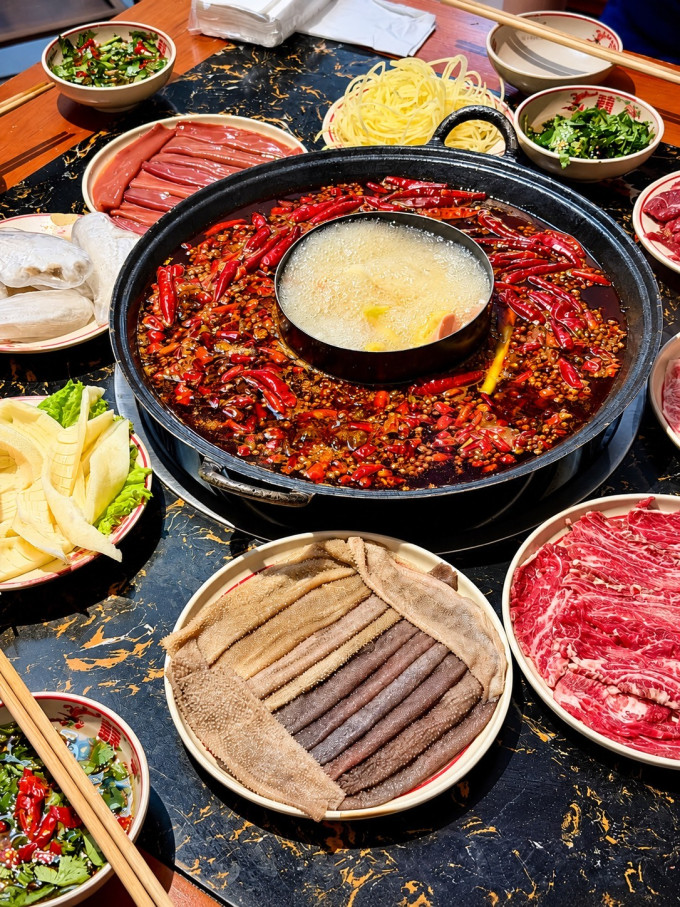 聚会餐饮