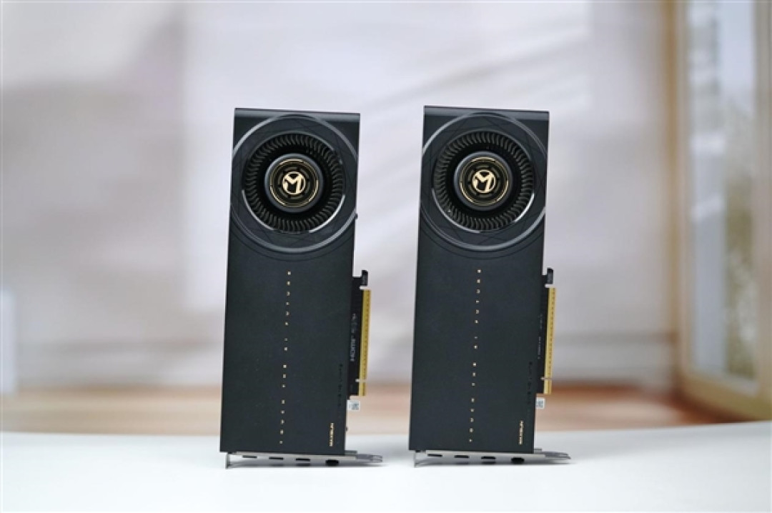 一张32G卡卖一万:铭瑄B70“一天省两百”的账,到底谁能算赢