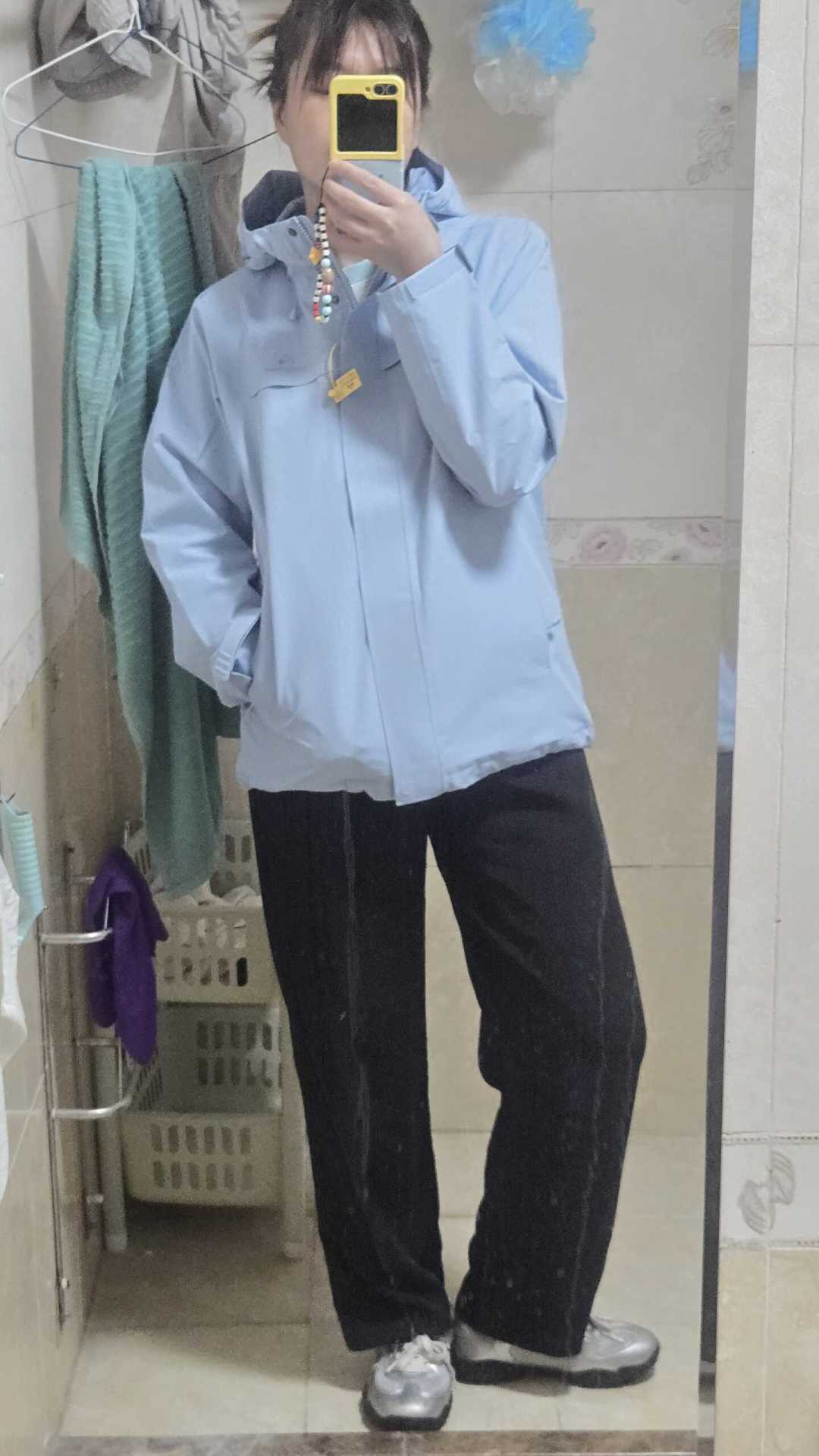 「塞内胆刚好，脱内胆变帐篷」：双11这件三合一，得按两件衣服试