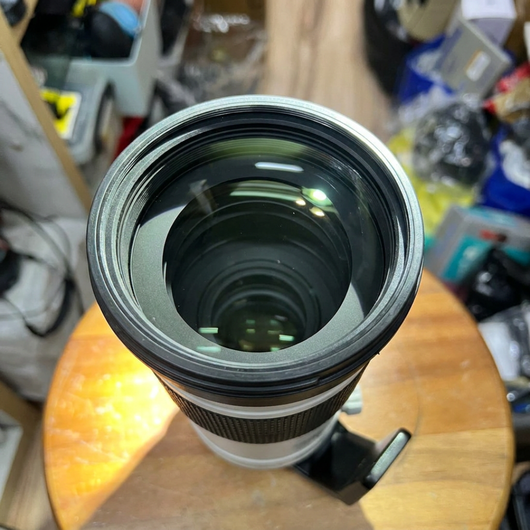 放进防潮箱照样长霉？2093赞帖吵翻：决定单反留守器材生死的，是那格湿度数字