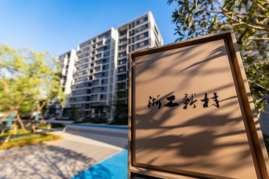 同样是原拆原建,有人掏7.8万,有人掏98万:签字前先分清保底和扩面