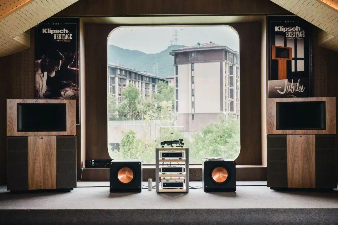 低音炮一响，客厅秒变小影院？NAD 的低音管理，双11前看懂再下单