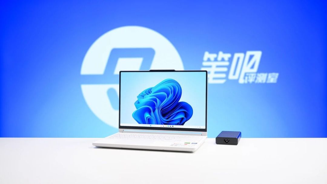 笔吧复活了一台开不了机的老游戏本,评论区却算清了涨价时代的维修账