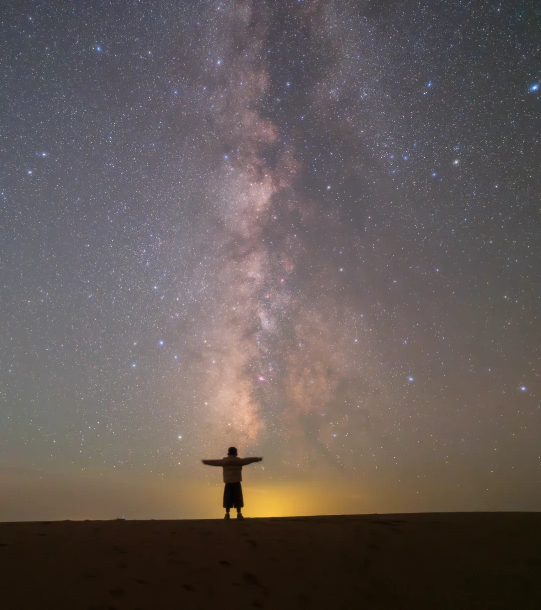 错峰住沙漠星星:玩沙是真香,观星靠运气