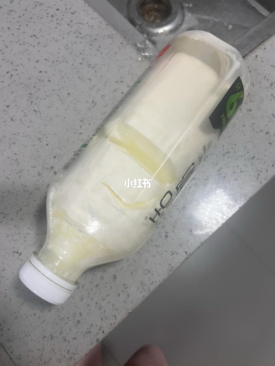 拧盖瓶装奶直接下菌，发酵成块后倒扣不掉