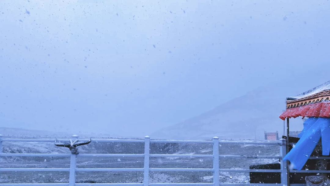 巴青7.0地震后的318晚季骑行者：他们路上的地震、初雪与下撤线