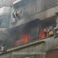 一天两起、各拘十日：电池进家门，烧了自家也不免责