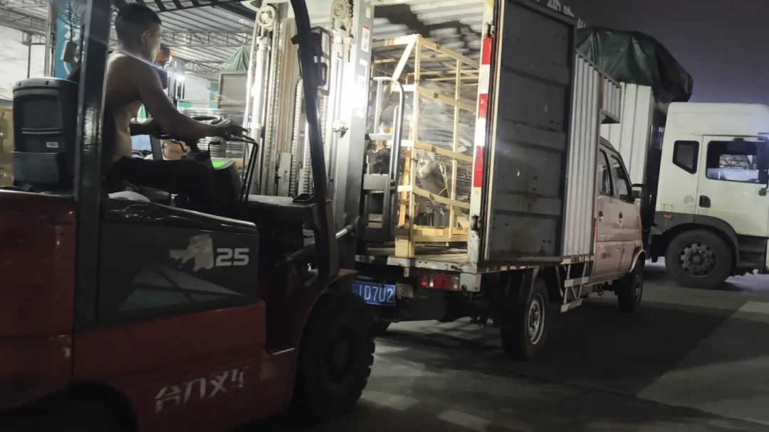 1384块运费自动结了账,八千块的摩托没到货:把车寄去外地之前,先弄明白你在这单里有什么筹码