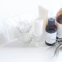 换季脸泛红起皮？先把手里叠的护肤品放下