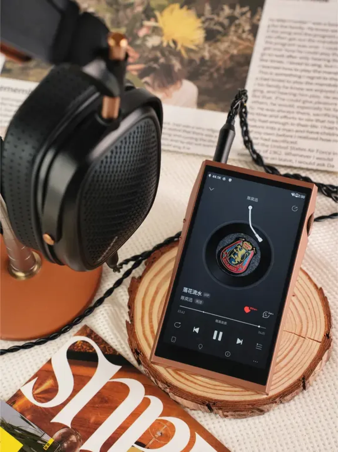 山灵HW600头戴耳机与M7T Master工位搭配