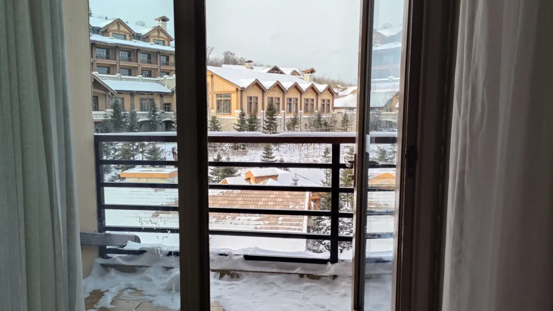 长白山凯悦亲子滑雪实测:滑进滑出的便利和要提前知道的短板