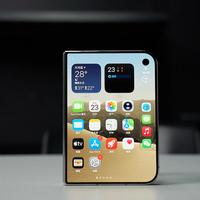 折叠屏选苹果还是华为？iPhone Duo开卖，这笔账能算清了