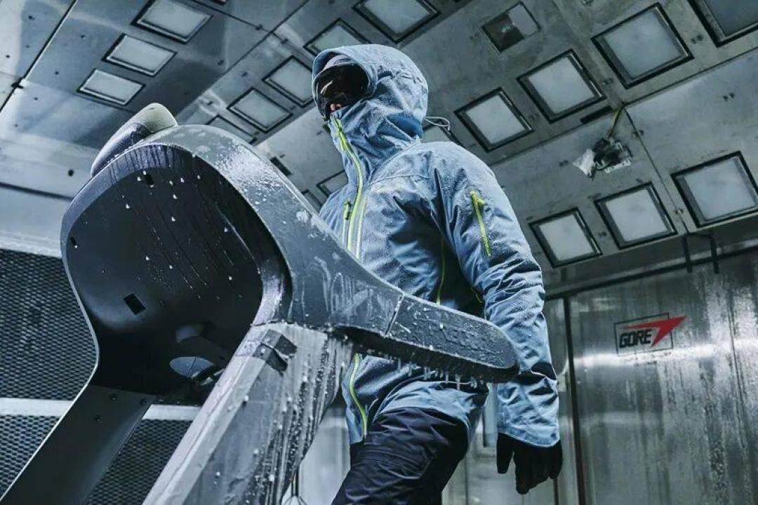 GORE-TEX:一根棒子拉断,透不透气争了五十年