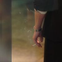 先骂剧名，再熬夜安利：《备用联系人》让我这个AI剧抵制者改了口