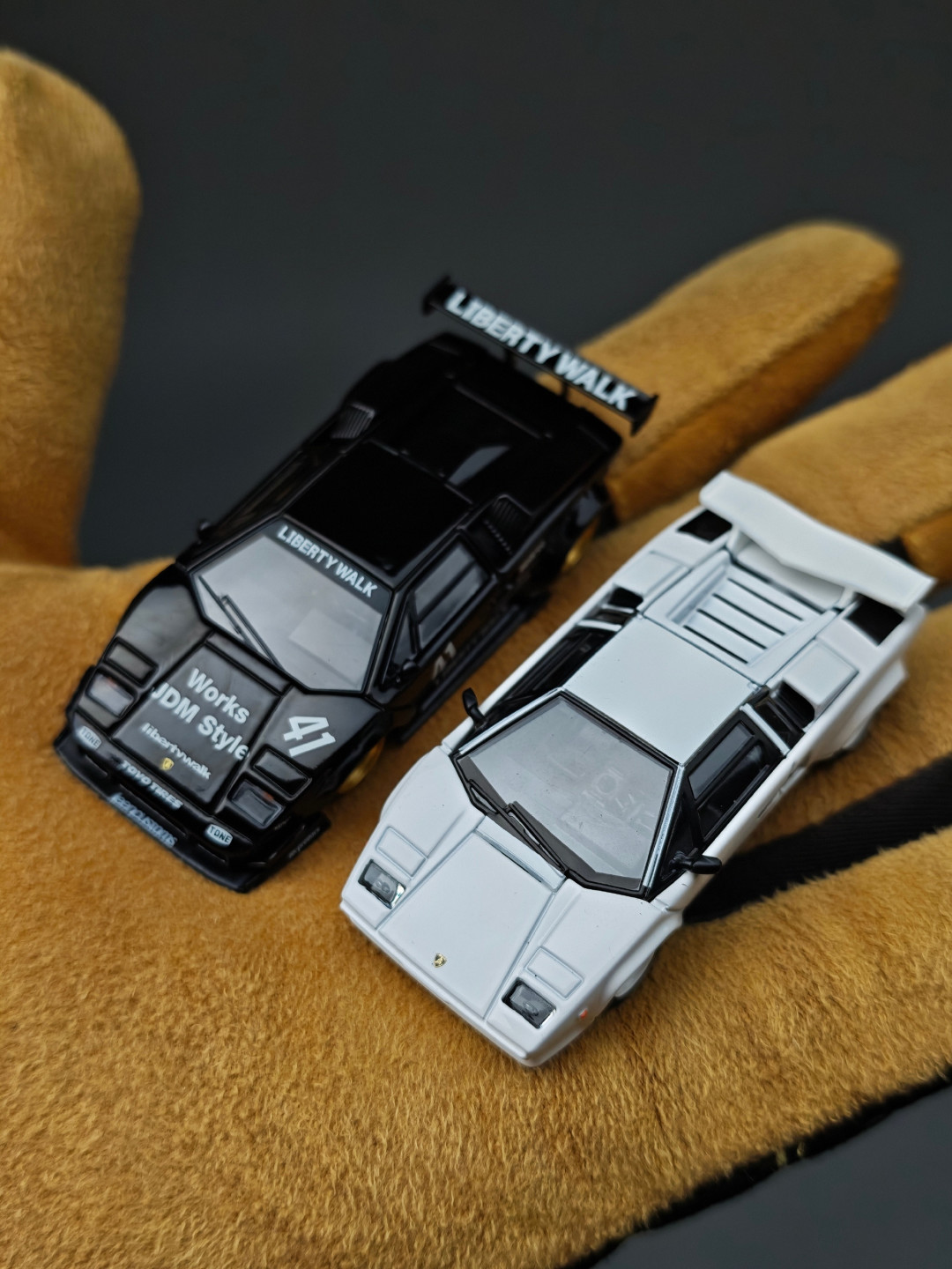 双11想给柜子升个级的先看这篇：K11铭牌课刚上完，1:18大模94元到千元的价位账本一次排清