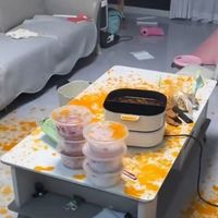 锅盖被顶飞、红油喷到天花板：这锅牛油火锅的下料顺序，冬天在家别照抄