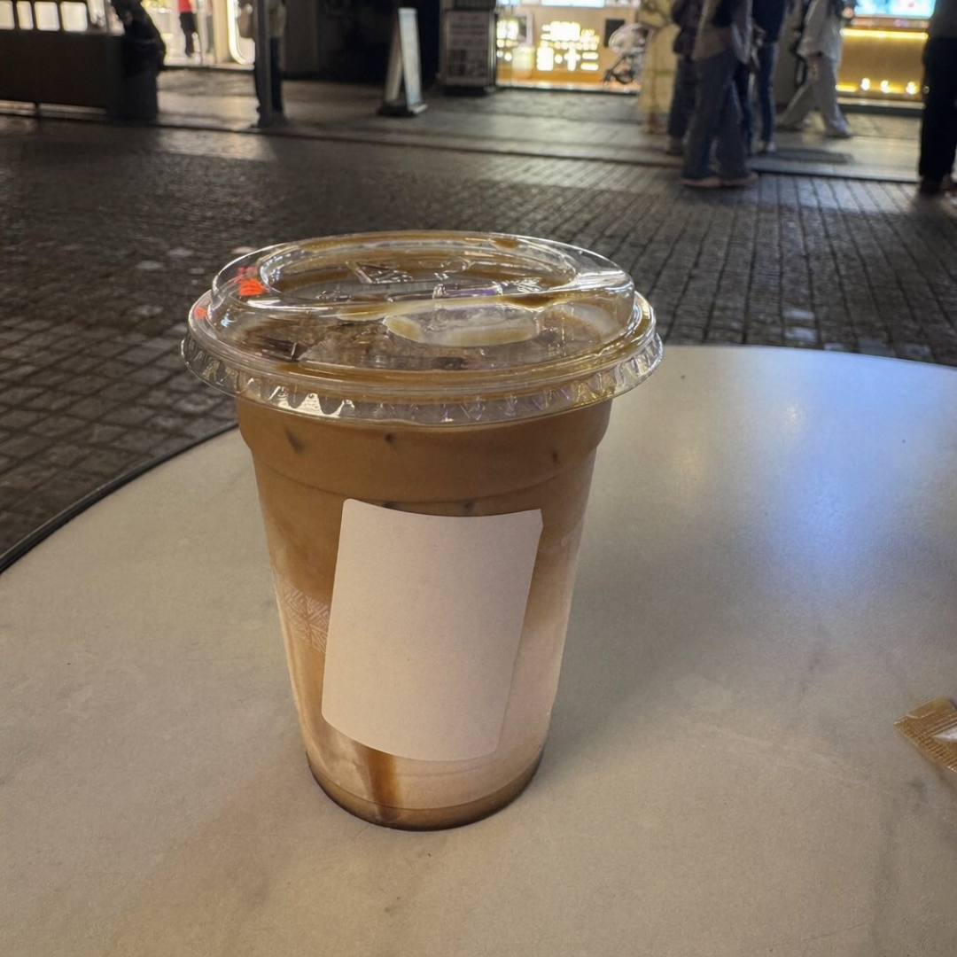 喝低因还是睡不着？「皮爷低因自测」热帖背后：敏感人群怎么点，先算清这几个数
