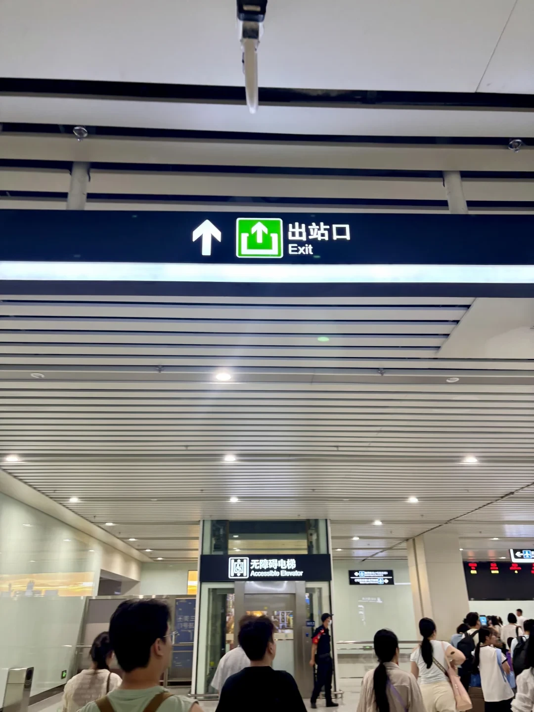 带娃避寒选北海还是海口？5个维度算完账，我站北海