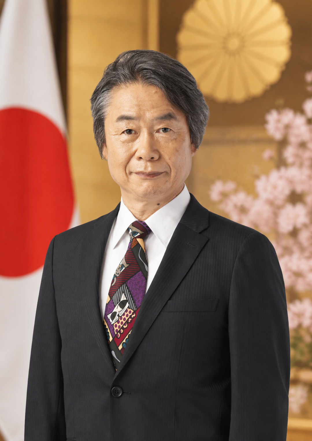 宫本茂获日本文化勋章:马力欧跳了45年,游戏终于“转正”