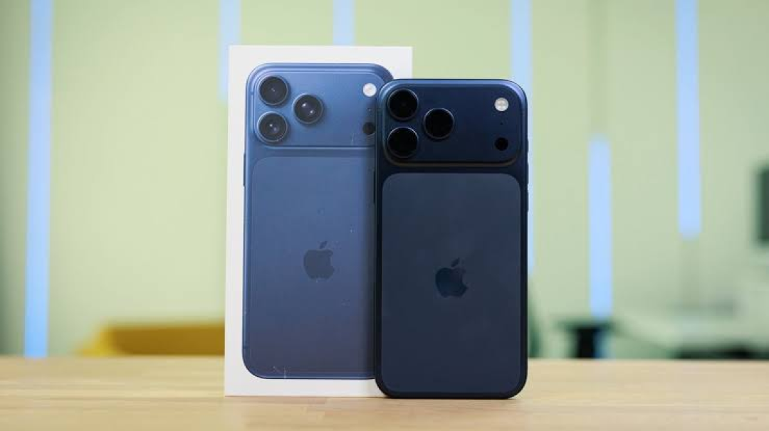 Pro Max 溢价有人抢，18 Pro 破发到 8999：单手党这回是捡漏