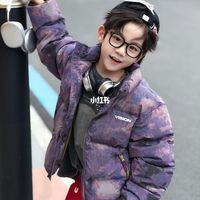 小酒窝捐旧衣几乎全新引热议，优衣库童装降价周叠双11 | 童装10.25日报