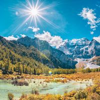 「血氧50%多」：同一条亚丁大环线，一个下了山，一个在帐篷里躺了三天