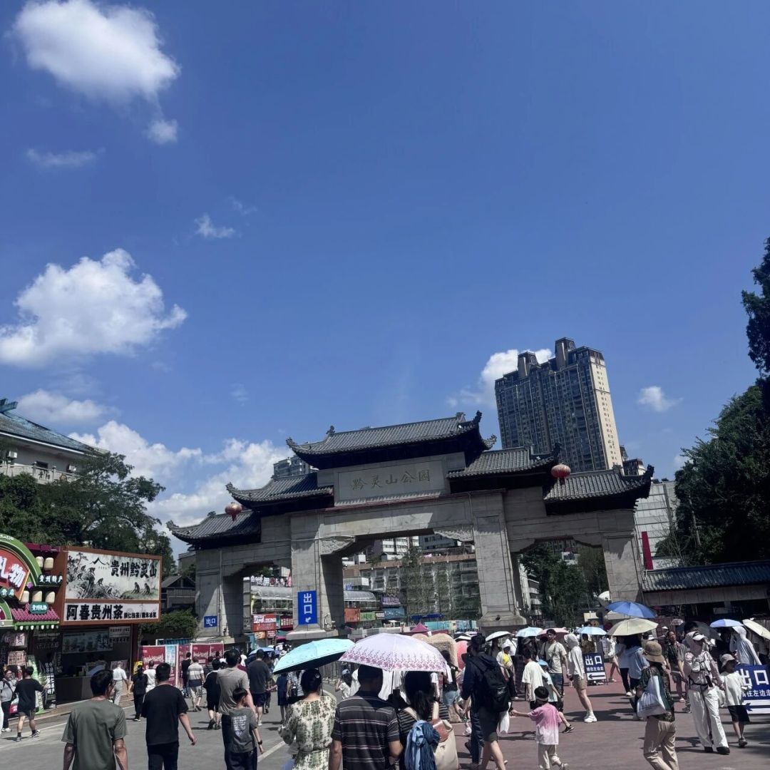 带娃贵州4天3晚:6岁以下门票全免,11月的大瀑布还好看吗