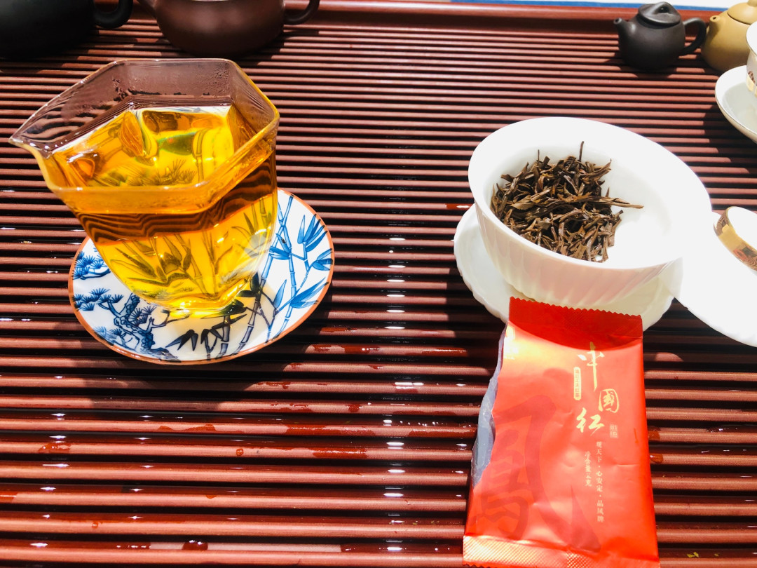 985元只买到52g,凤牌中国红是智商税吗?下单前先想明白3件事