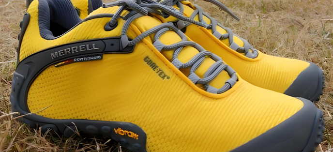 GORE-TEX：一根拉废的塑料棒，怎么就成了防水透气膜的祖师爷