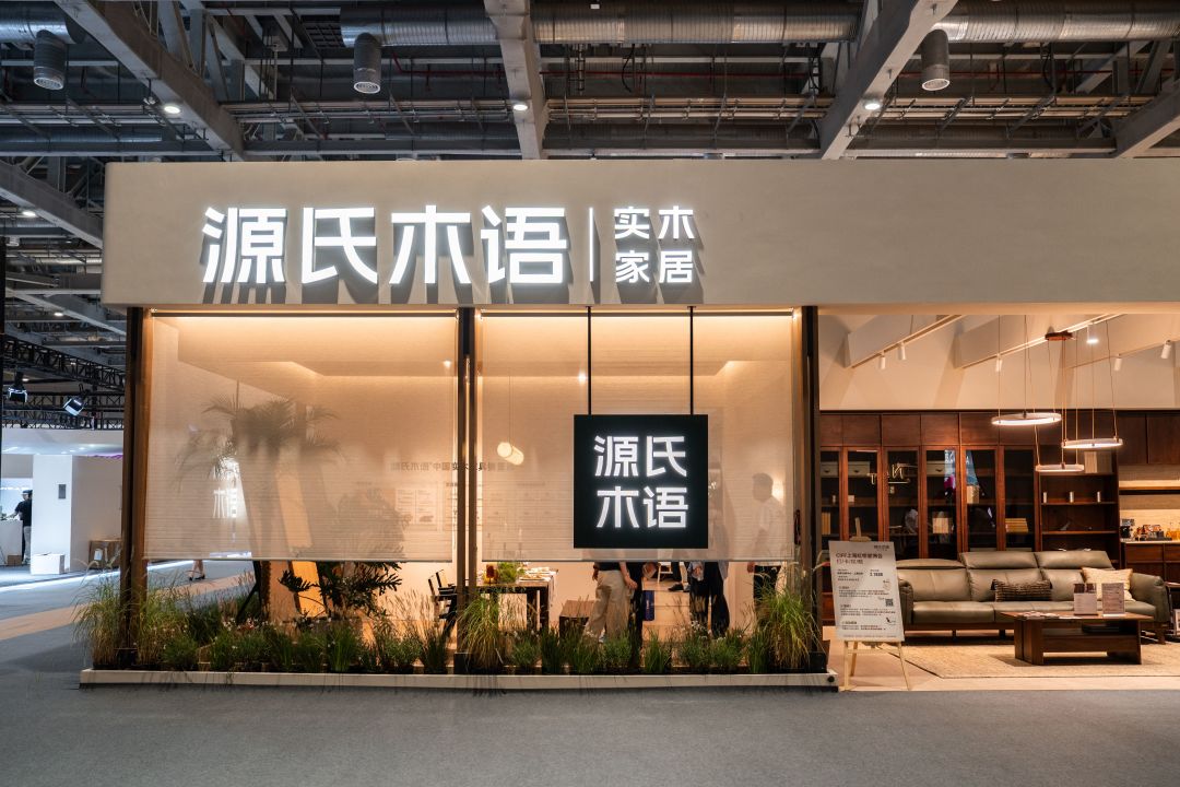 定制衣柜年底才装得上,成品衣柜已经开门红落地:从全屋定制改冲源氏前,先把材料、价格、缝隙和工期这四本账对完