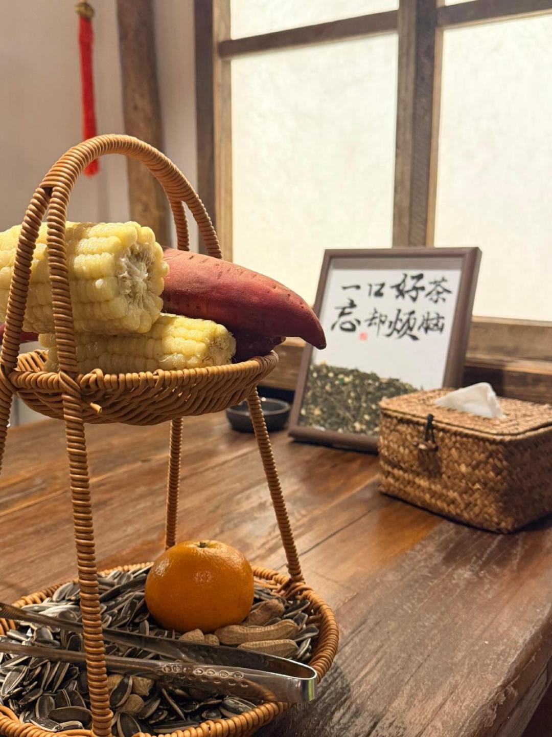 「试了一次就放弃」撞上「医院连收5名中毒患者」：降温支炉的对账党，生火前先把选茶、通风、怎么坐这三本账对完