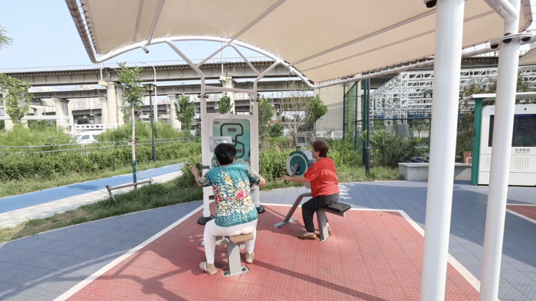 面部抗衰一年卖出350亿,腿上30岁就开始流失:抗老的两本账,大多数人只算了第一本