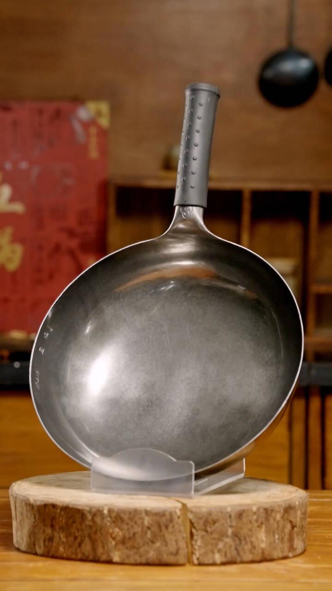 买臻三环的锅,先单手掂一下再比锤数和价格