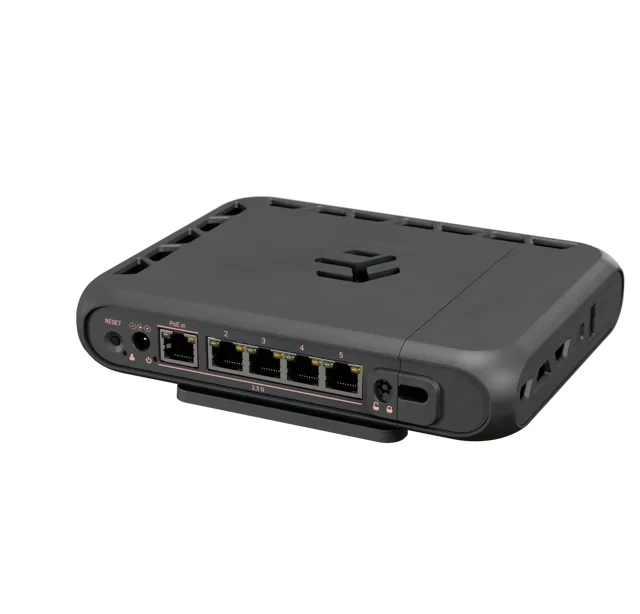 别急着为WiFi7换阵营：400元的同款交换机卖到2400，18万播放的“跑不满”是冷接子的锅——UniFi与MikroTik的两本账