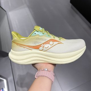 胜利23跑到1100公里塌了，胜利24被嫌“在跳”：双11的索康尼缓震日耗鞋到底怎么选