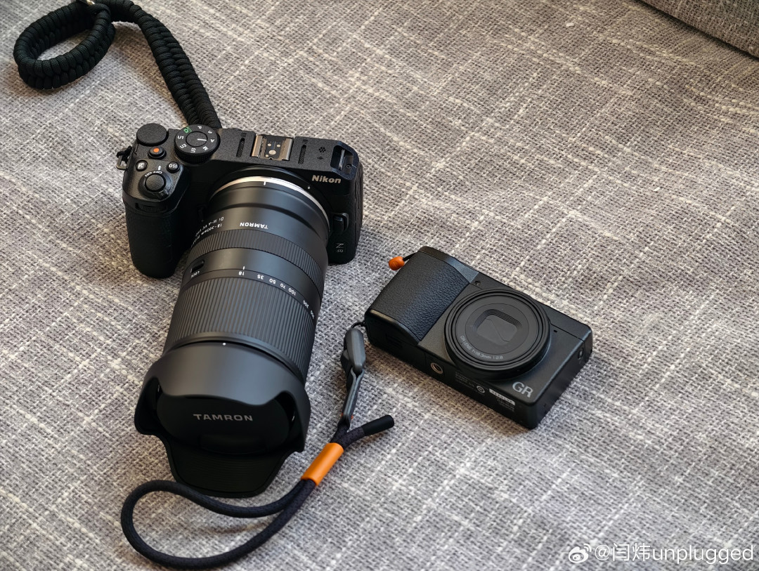 同是18-300，Z口凭什么贵448元？双11前，尼康APS-C用户要买